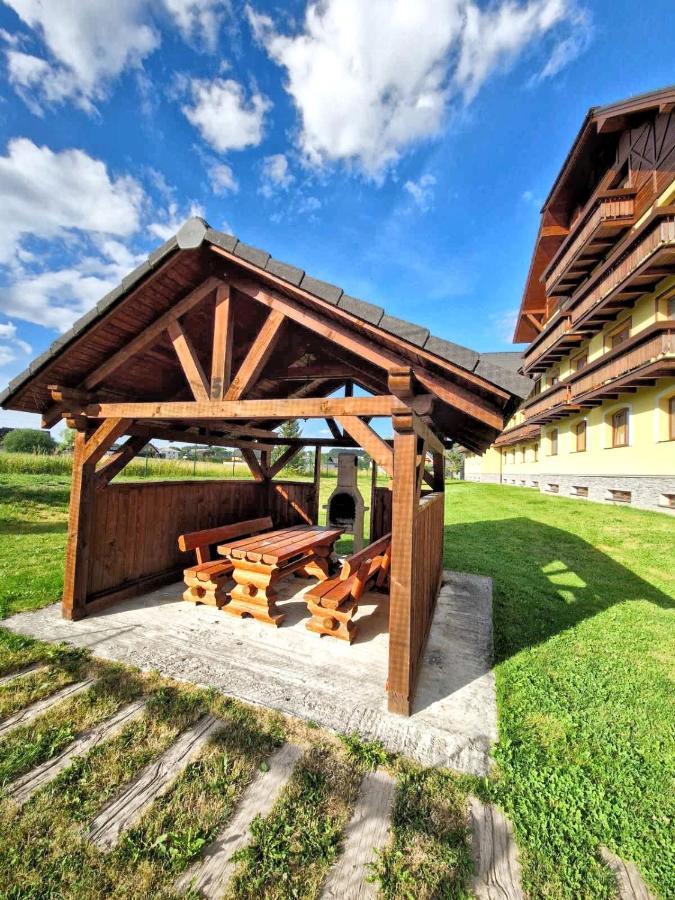Apartment Tatry Hiking & Wellness Vel'ka Lomnica Exteriör bild